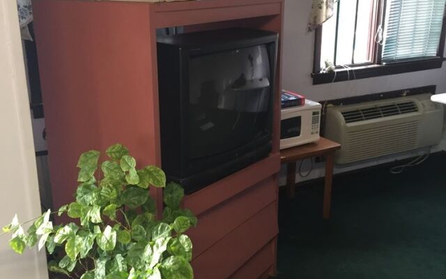 Red Carpet Inn Piqua