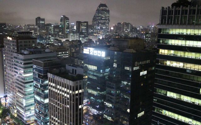 Jia's Spacious Sky Loft