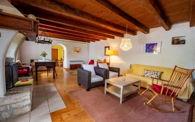 Village Family House Ranka