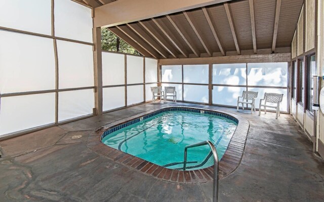 Horizons 4 Condominiums