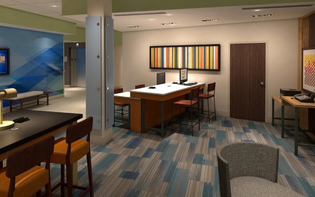 Holiday Inn Express & Suites Trois Rivieres Ouest by IHG