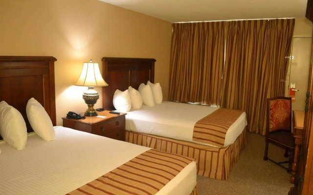 Magnuson Grand Hotel & Conference Center Tyler