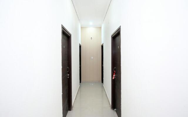 OYO 13088 Hotel Basant