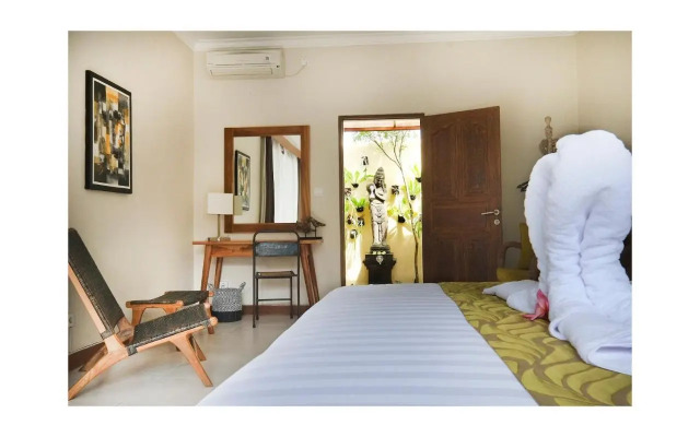 Narendra Suites