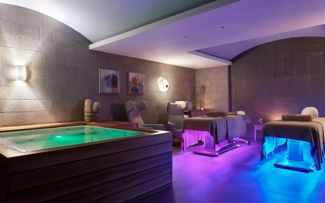 Amira Luxury Resort & Spa
