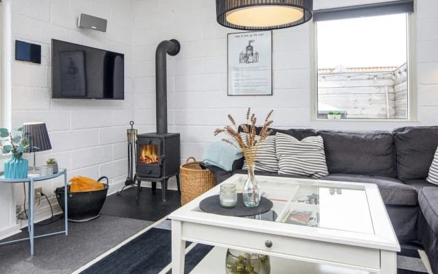 6 Person Holiday Home in Hejls