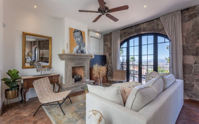 Panoramic Paradise 3BR Overlooking SMA