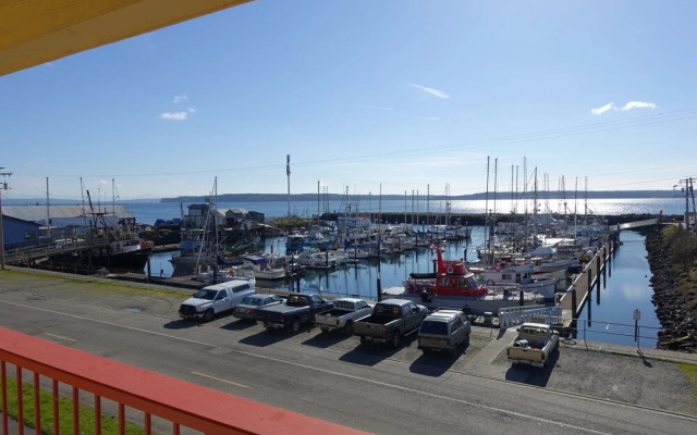 Harborside Inn
