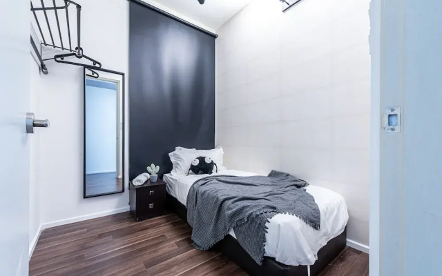 3BR Homestay with Pool View Bukit Rimau