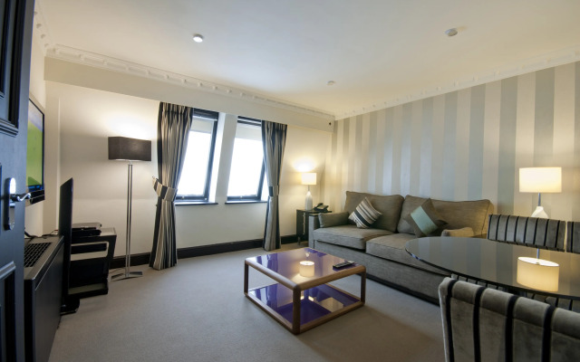 Mayfair House