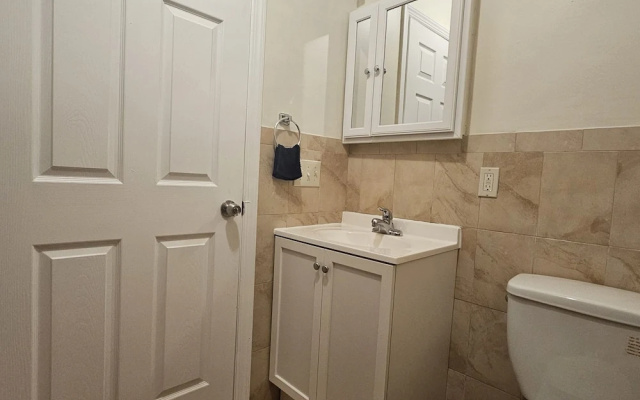 Room E Divine Villa 5mins to EWR