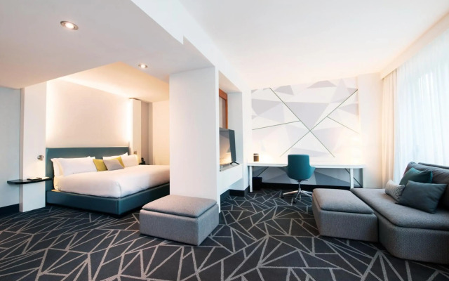 Warwick Le Crystal - Montréal