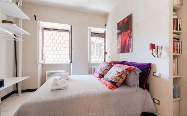 Rome as you feel - Torre Argentina Art Apartment