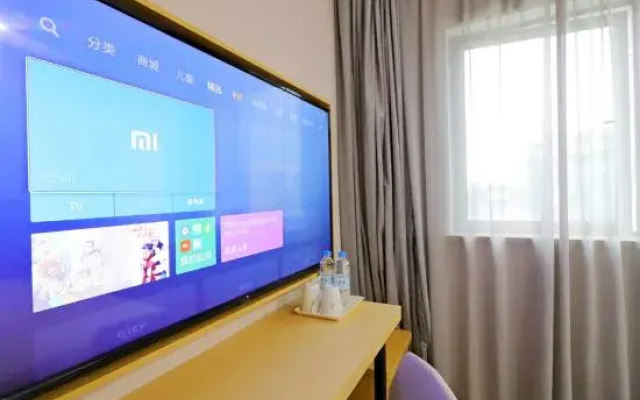 Zsmart Zhishang Hotel (Shanghai Songjiang Sports Center Metro Station Ledu)