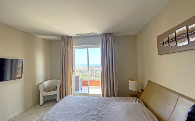 Villa vue mer Mandelieu by ESTATESCANNES
