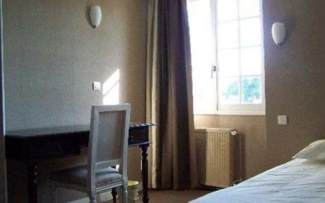 Brit Hotel La Guinguette