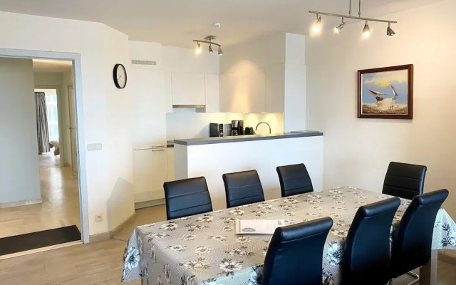 Apartment Nieuwpoort Near Sandy Beaches