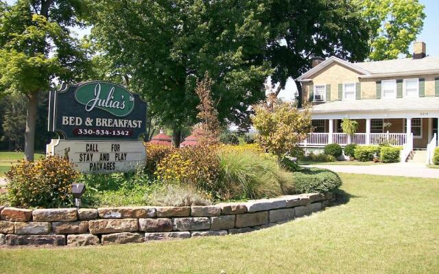 Julia's Bed & Breakfast