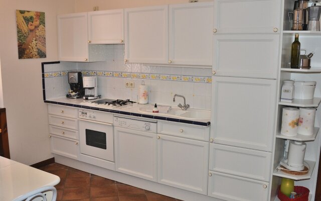 Apartment With Pool Ai Pignoi 1st floor