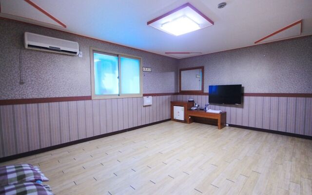 Pohang Haedodong Gwanmun