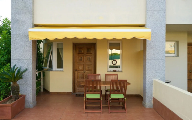 Casa Con Piscina en Perbes