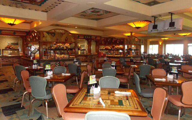 Avi Resort & Casino
