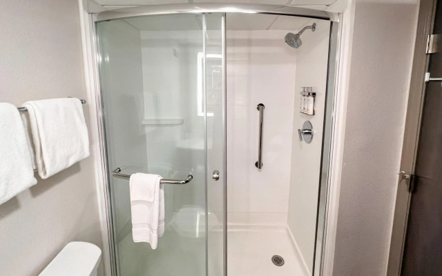 Holiday Inn Express & Suites Knoxville-North-I-75 Exit 112 by IHG