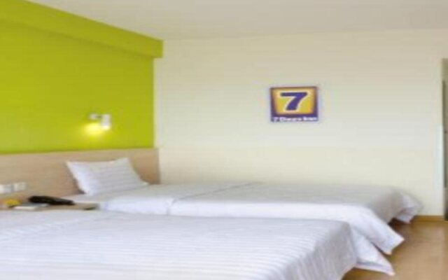 7 Days Inn Yuncheng Zhongyin Branch
