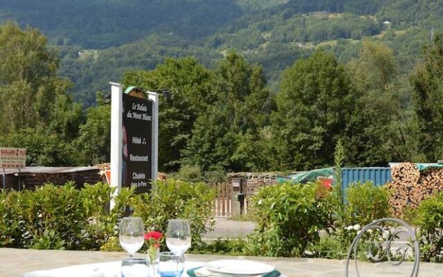 Logis Hôtel le Relais du Mont Blanc