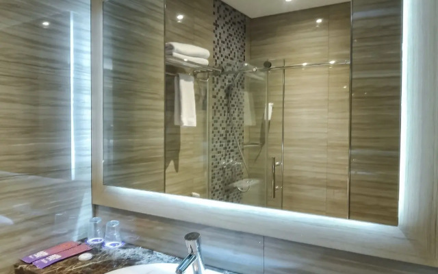 FOX Lite Hotel Grogol Jakarta