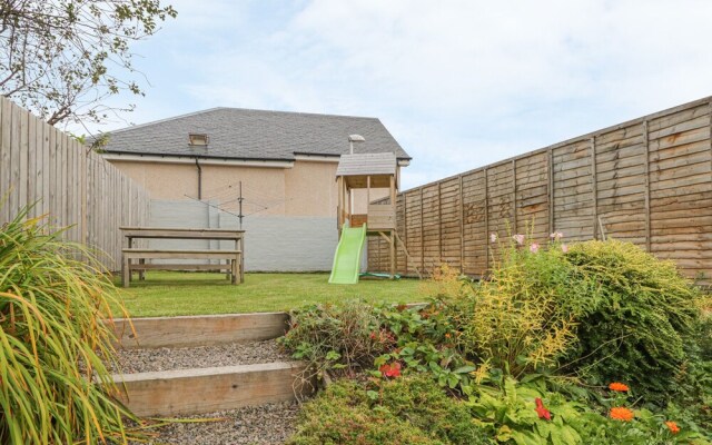 1 Boath Road