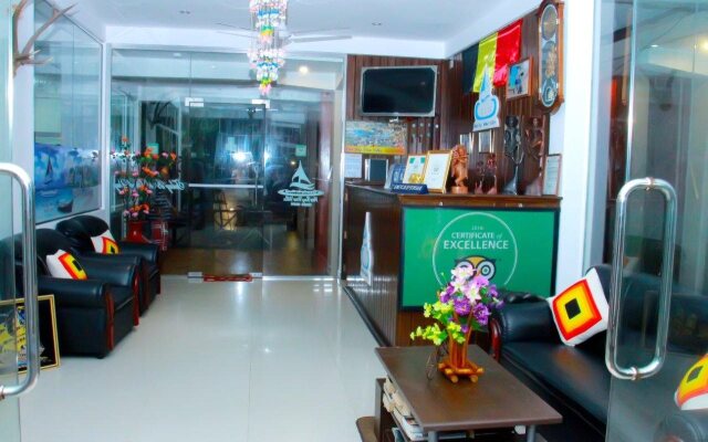 We Are Surfers hotel