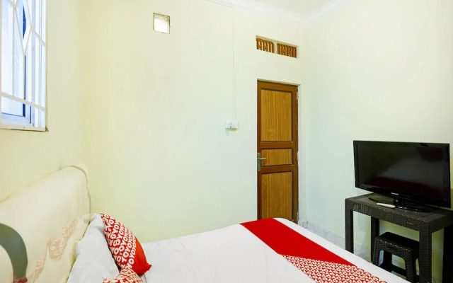 OYO 91314 Zein House