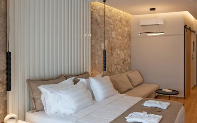 Theretra Pefki Seaside