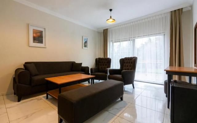 Sude Beach Resort Hotel