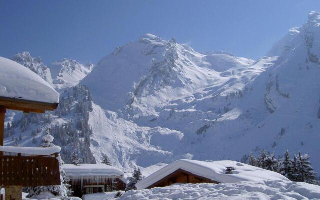 Appartement La Clusaz, 3 pièces, 6 personnes - FR-1-437-29