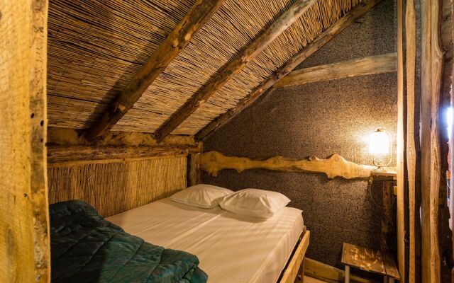 Camping Les Castors - Cabanes Insolites