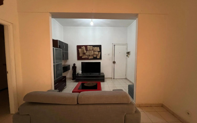 Apartamento África T2 em Zona Comercial de Luanda