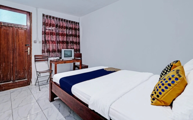 SPOT ON 91916 Joglo Doyong Homestay Syariah
