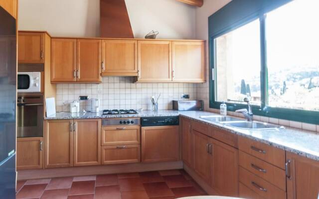 Cozily Furnished Holiday Home in Catalonia With Barbecue