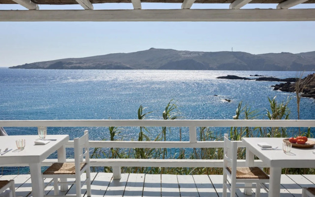 Mykonos Lolita, A Grecotel Resort To Live