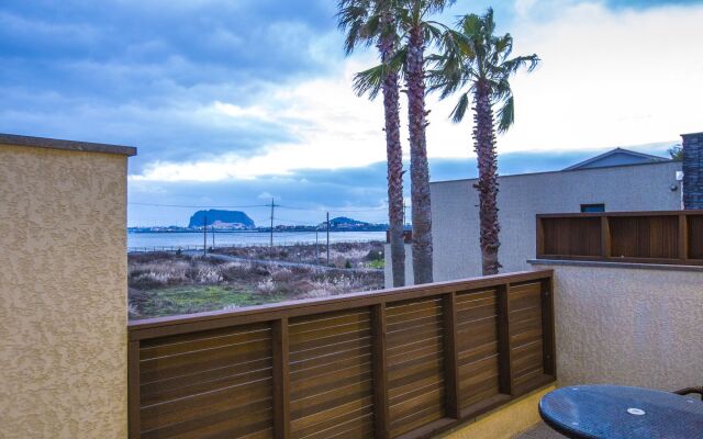 Leeum Island Spa & Pool Villa