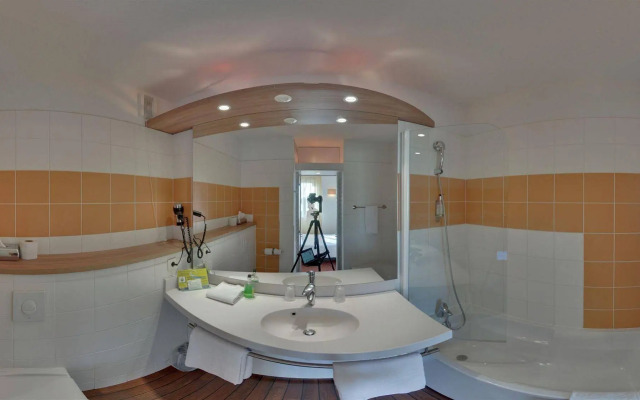 Suite - Home Orleans Saran