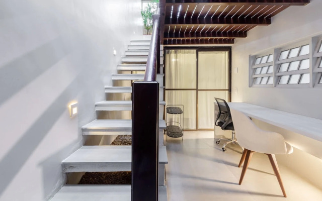 Leblon Coast Amazing 3 Bedroom in Leblon