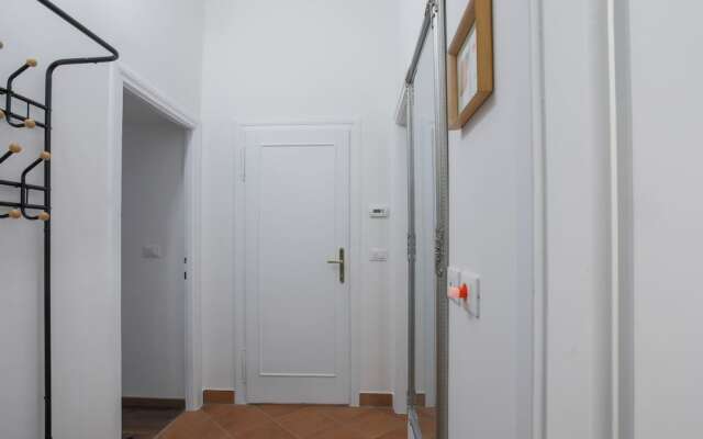 Piazzetta Cornelia Romana