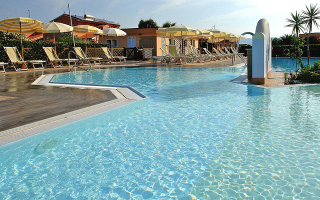 Apartment in Vada near restaurants