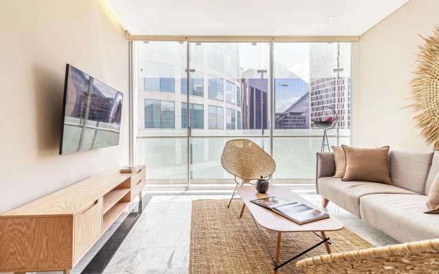 Casa Reforma by Kukun