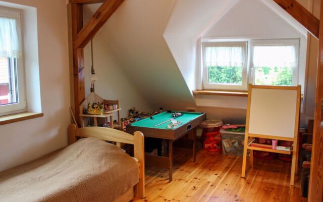 House Latków Planguenoual