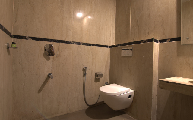 Fabhotel Sallow Grand
