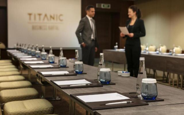 Titanic Business Kartal